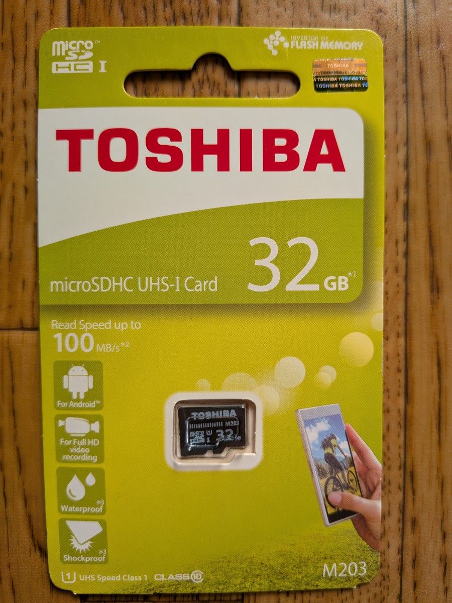 東芝 microSDHC 32GB 防水 40MB／s Class10 UHS-I